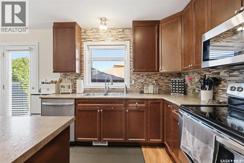 646 Hampton Circle, Saskatoon, SK 