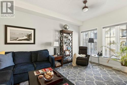 54 Aquarius Crescent, Hamilton, ON 