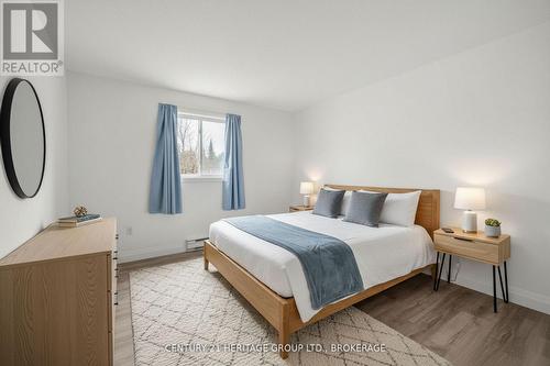 202 - 561 Armstrong Road, Kingston (East Gardiners Rd), ON 