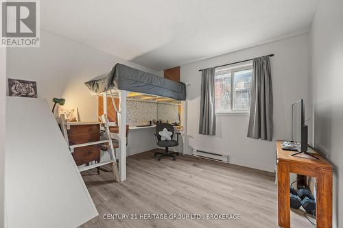 202 - 561 Armstrong Road, Kingston (East Gardiners Rd), ON 