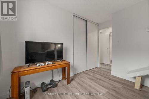 202 - 561 Armstrong Road, Kingston (East Gardiners Rd), ON 