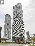 3900 CONFEDERATION Parkway Unit# 2408  Mississauga, ON L5B 0M3
