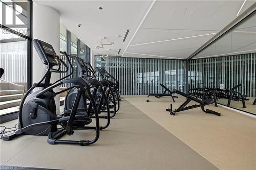 3900 Confederation Parkway Unit# 2408, Mississauga, ON - Indoor Photo Showing Other Room