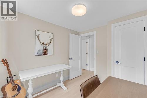 377 Duncombe Drive, Burlington, ON 