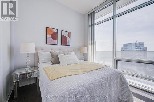 6901 - 100 Harbour Street, Toronto, ON 