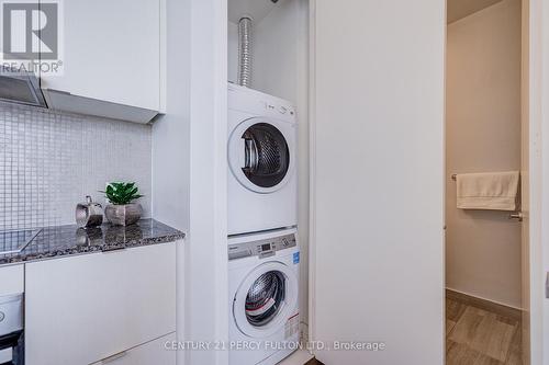 6901 - 100 Harbour Street, Toronto, ON 