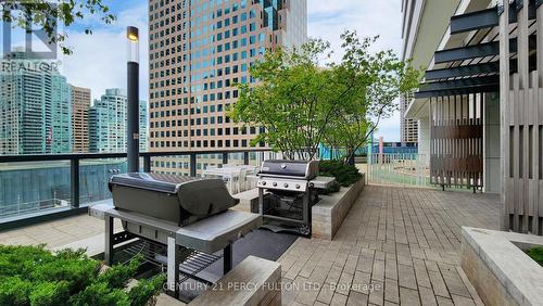 6901 - 100 Harbour Street, Toronto, ON 