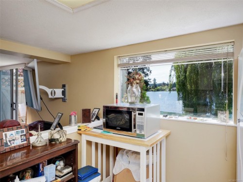 1167 Goldstream Ave, Langford, BC 
