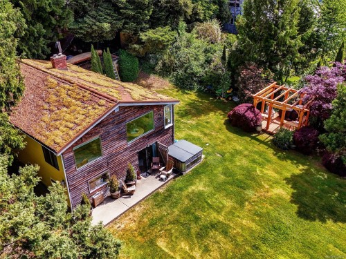 1167 Goldstream Ave, Langford, BC 