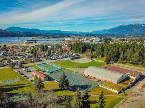 4621 Strathern St, Port Alberni, BC 