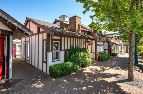 #14&15-221 Second Ave West, Qualicum Beach, BC 
