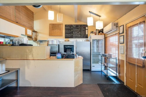 #14&15-221 Second Ave West, Qualicum Beach, BC 