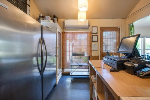 #14&15-221 Second Ave West, Qualicum Beach, BC 