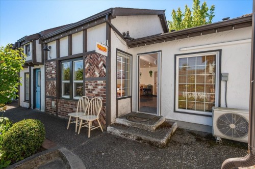 #14&15-221 Second Ave West, Qualicum Beach, BC 