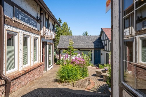 #14&15-221 Second Ave West, Qualicum Beach, BC 