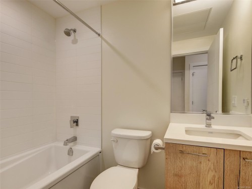 #101-1588 North Dairy Rd, Saanich, BC 