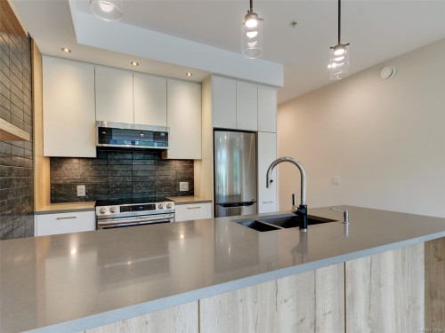 #101-1588 North Dairy Rd, Saanich, BC 
