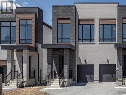 20 IMOGENE COURT Richmond Hill, ON L4C 5W9