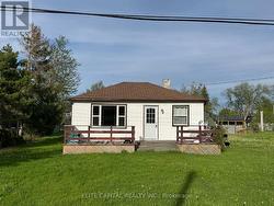 9 LAMBROOK DRIVE Georgina, ON L0E 1N0