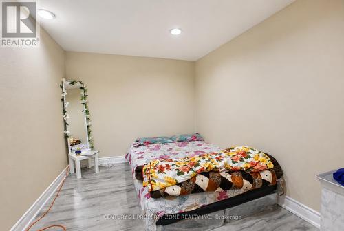 7652 Roselle Crescent, Mississauga, ON 