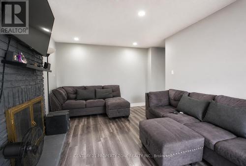 7652 Roselle Crescent, Mississauga, ON 