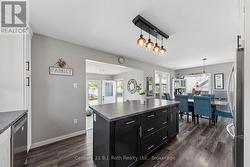 Lots of storage in Island - 