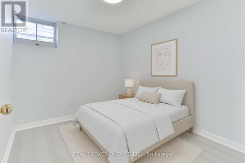 32 Christina Crescent, Toronto, ON 