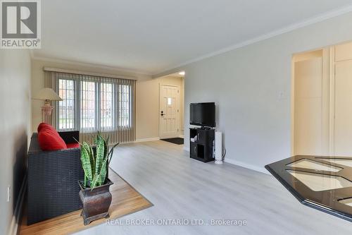 32 Christina Crescent, Toronto, ON 