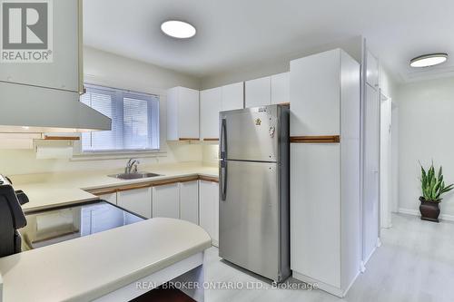32 Christina Crescent, Toronto, ON 