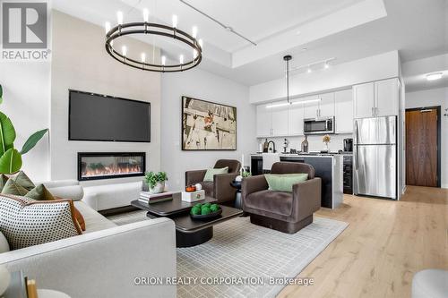 106 - 201 Brock Street S, Whitby, ON 