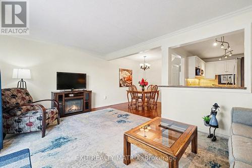 112 Castlefrank Road, Ottawa, ON 