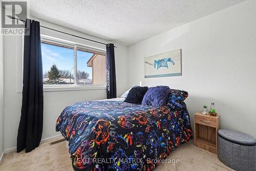 112 Castlefrank Road, Ottawa, ON 