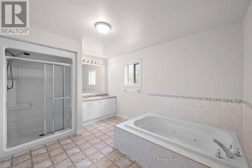 Primary ensuite - 42 Berry Park Lane, Rideau Lakes, ON 