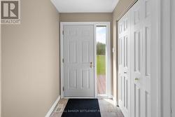 Entrance foyer - 