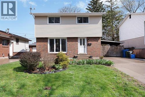 3581 WOLFE COURT  Windsor, ON N9C 1X2