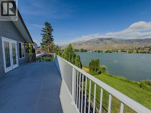 6905 Lakseide Drive, Oliver, BC 