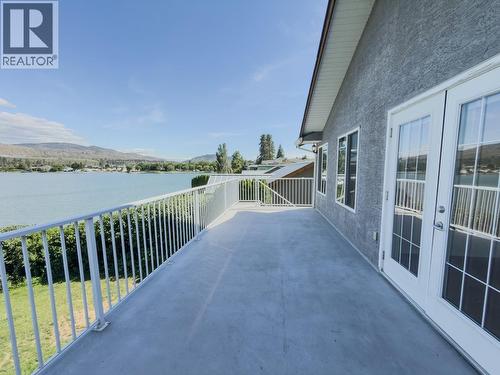 6905 Lakseide Drive, Oliver, BC 
