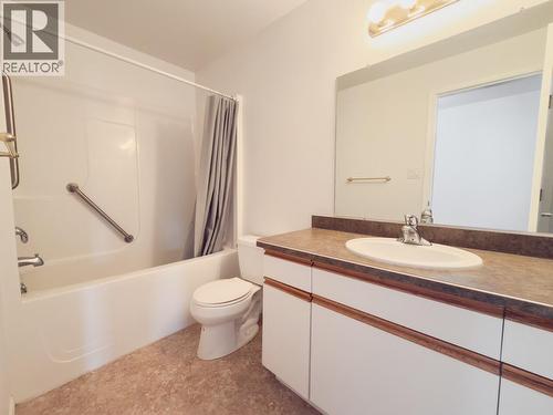 6905 Lakseide Drive, Oliver, BC 
