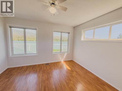 6905 Lakseide Drive, Oliver, BC 