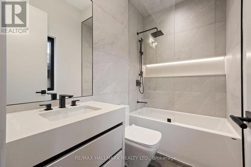 652 Bedford Park Avenue, Toronto, ON 