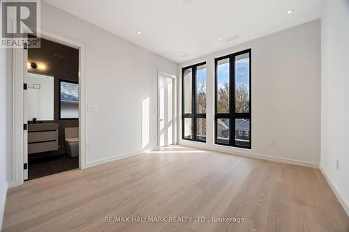 652 Bedford Park Avenue, Toronto, ON 