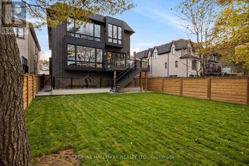 652 Bedford Park Avenue, Toronto, ON 