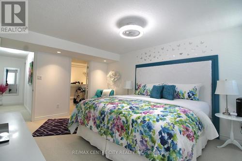 5 Cherry Blossom Lane, St. Thomas, ON 