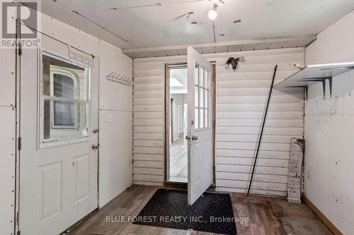 208 Maitland Street, London East (East K), ON - Indoor