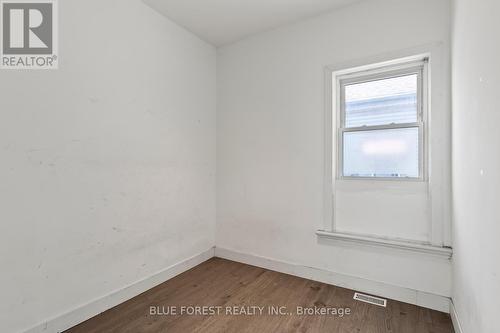 208 Maitland Street, London East (East K), ON - Indoor Photo Showing Other Room