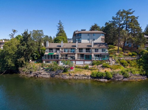 #3-67 Gorge Rd West, Saanich, BC 