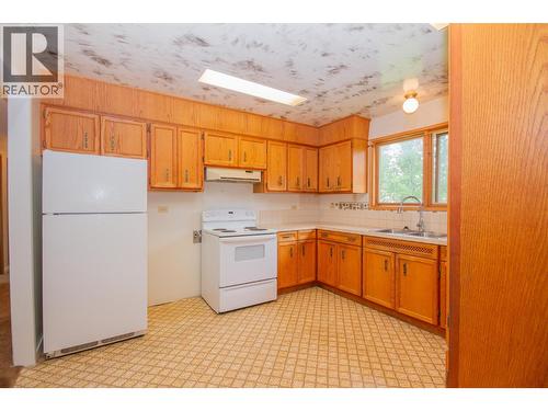 9616 227 Road, Dawson Creek, BC 