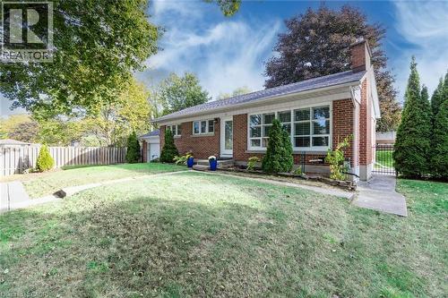 17 Orchard Crescent, Guelph, ON 