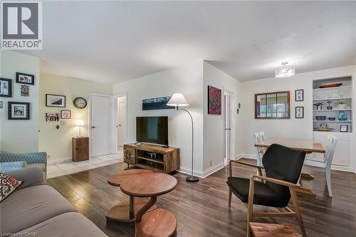 17 Orchard Crescent, Guelph, ON 