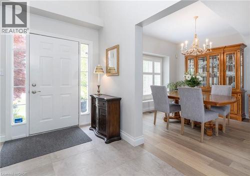 4021 Mountain Street, Beamsville, ON - Indoor Photo Showing Dining Room